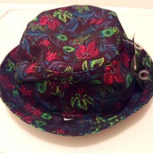 Bucket Hat Nike Hawaiian print